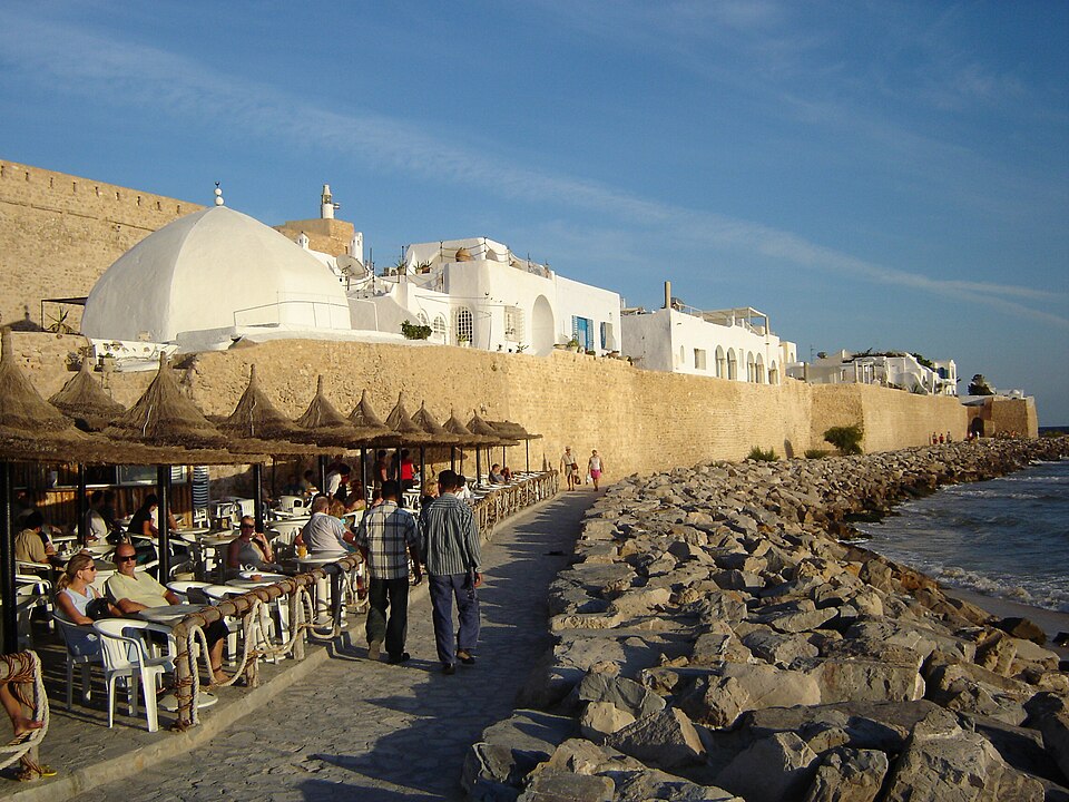La medina di Hammamet affacciata sul Mediterraneo